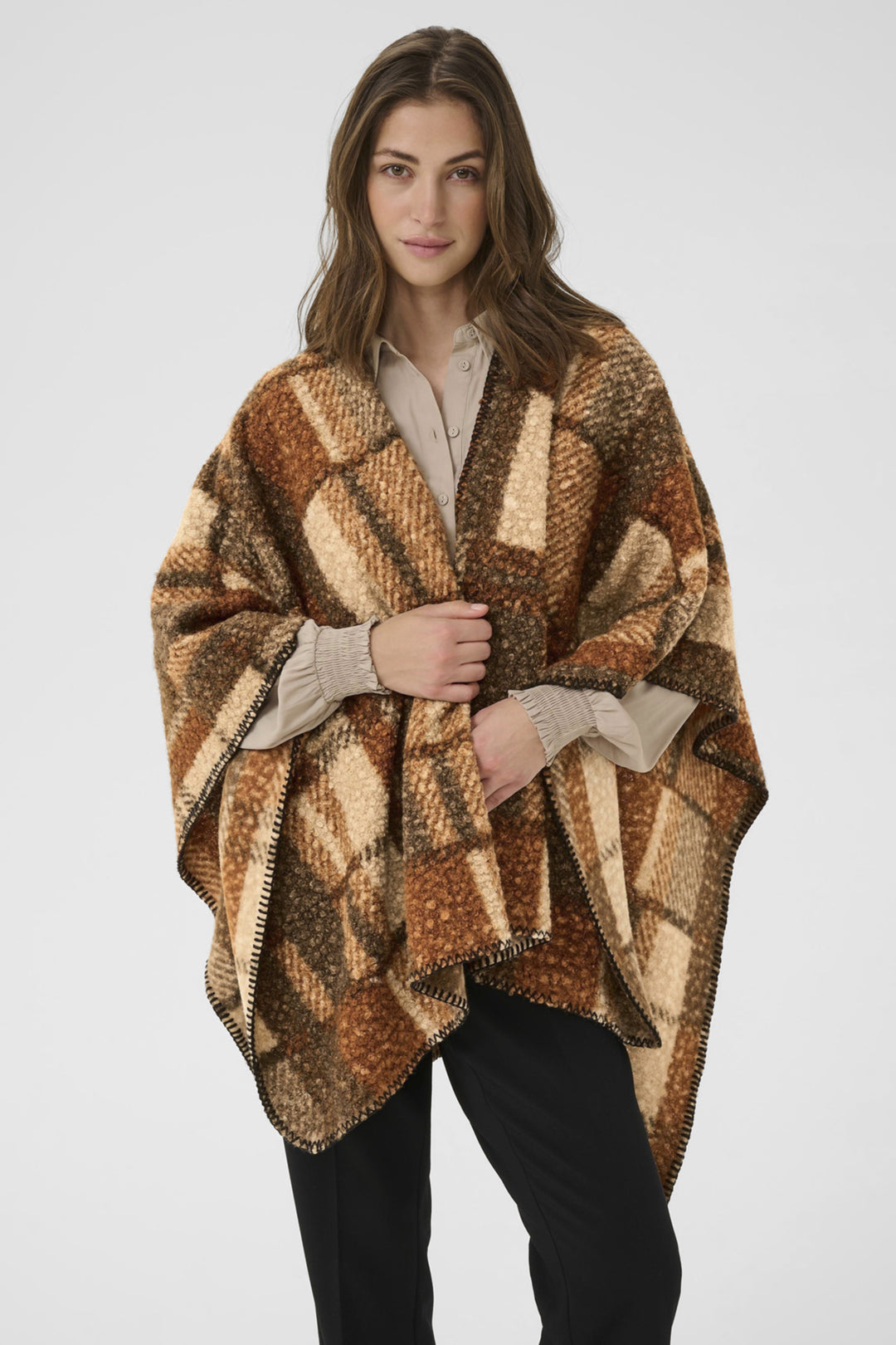 PLAID BOUCLE CAPE