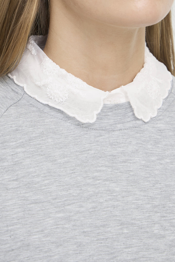 Gray sweater with a white detachable lace collar