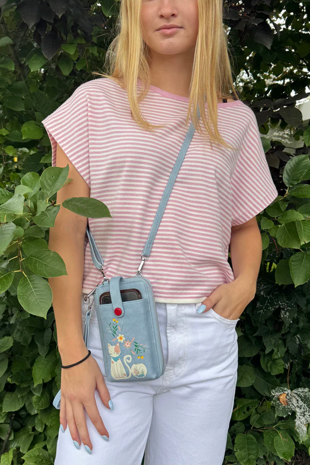CLEO CAT SMARTPHONE POUCH