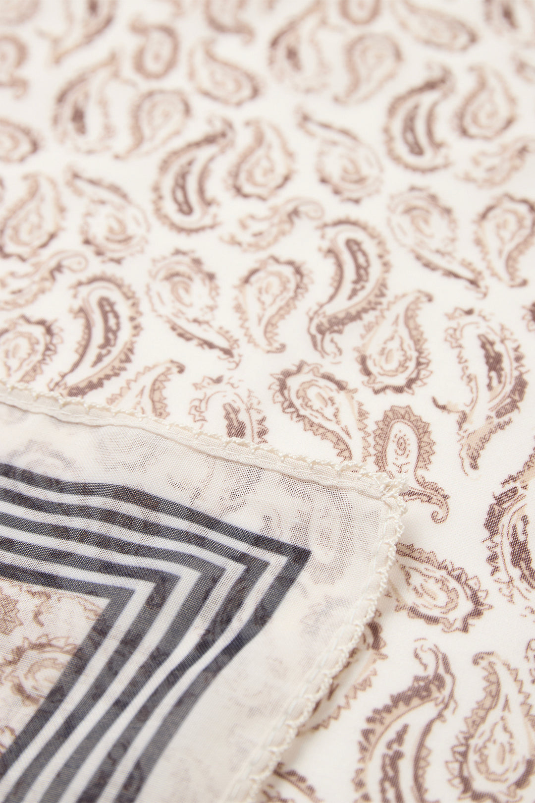 PAISLEY PRINT SCARF
