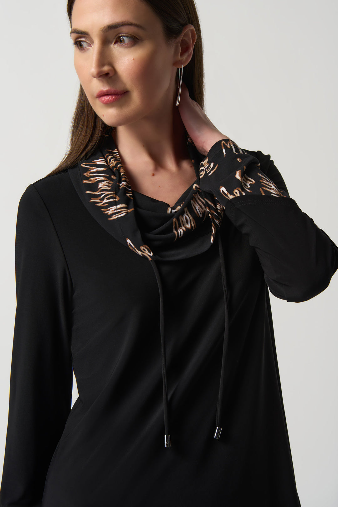 COWL NECK TOP WITH WORDING