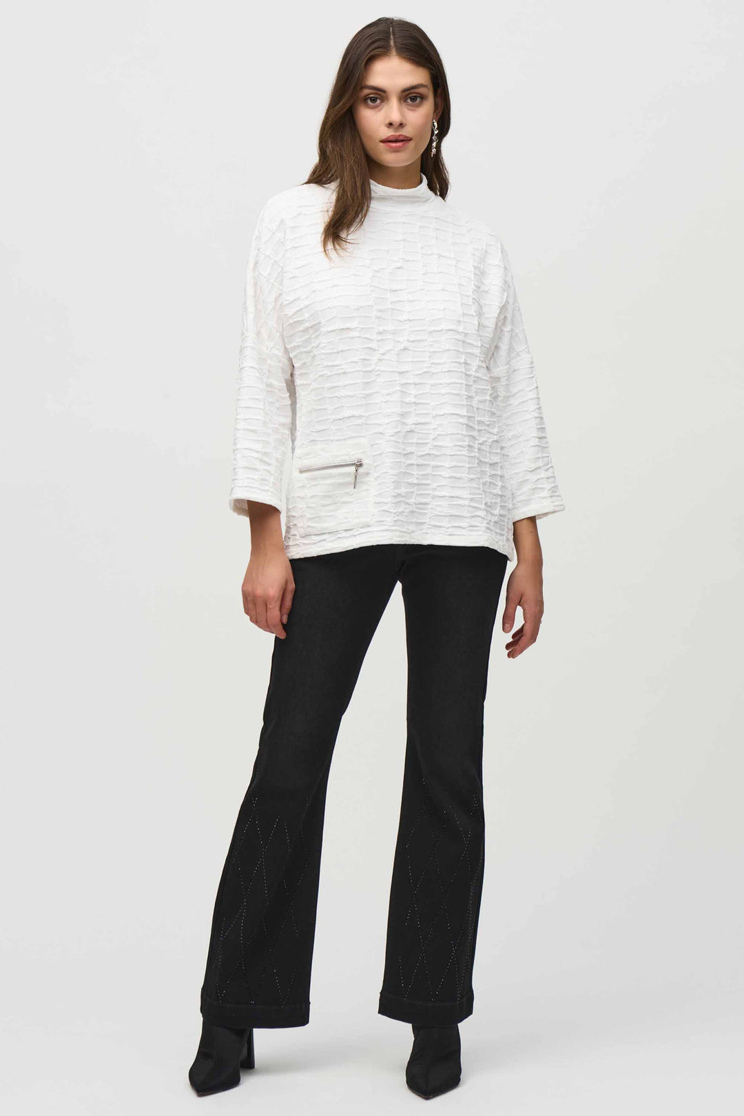 TEXTURED BOXY TOP WITH POCKET