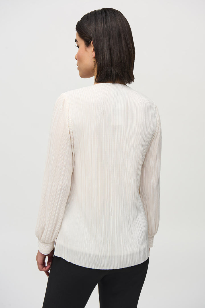 PLEATED LS V-NECK TOP