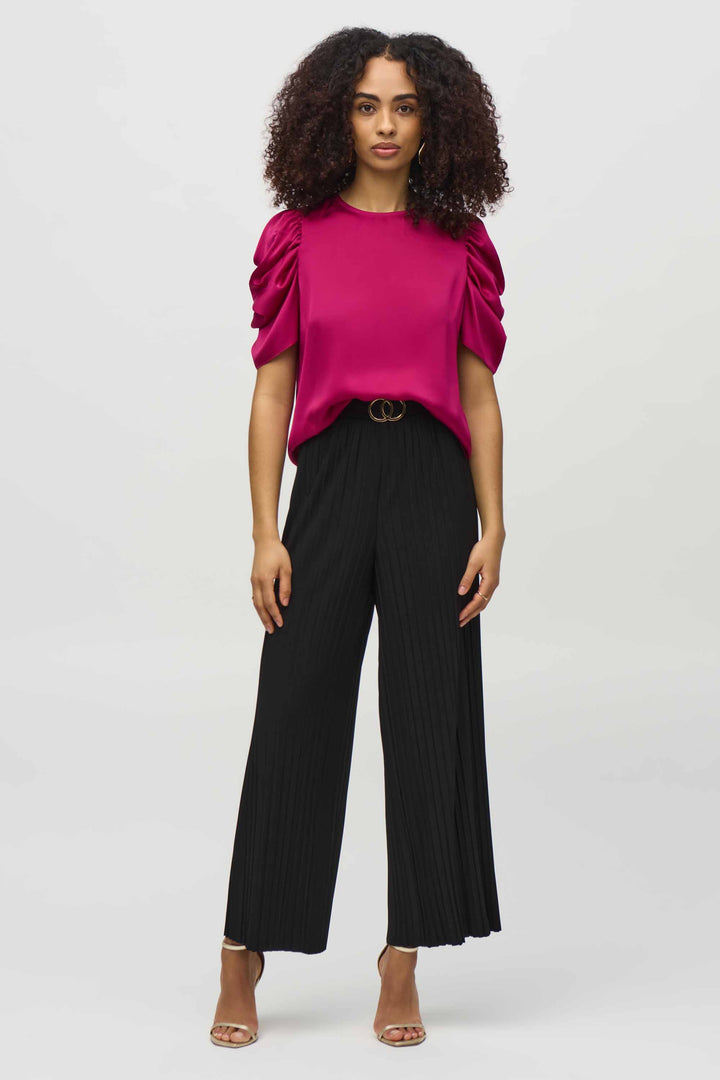 Joseph Ribkoff Fall 2024 Made from comfortable yarn fabric, these pants feel like luxury on your skin and offer an airy fit.