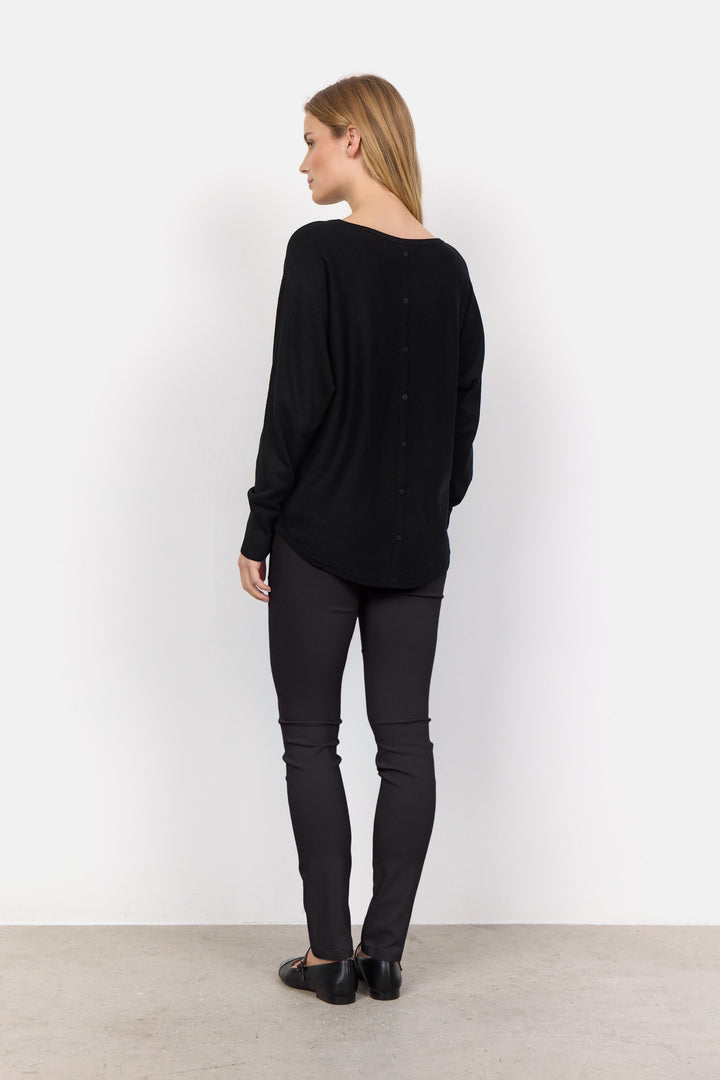 BUTTON BACK LONG SLEEVE