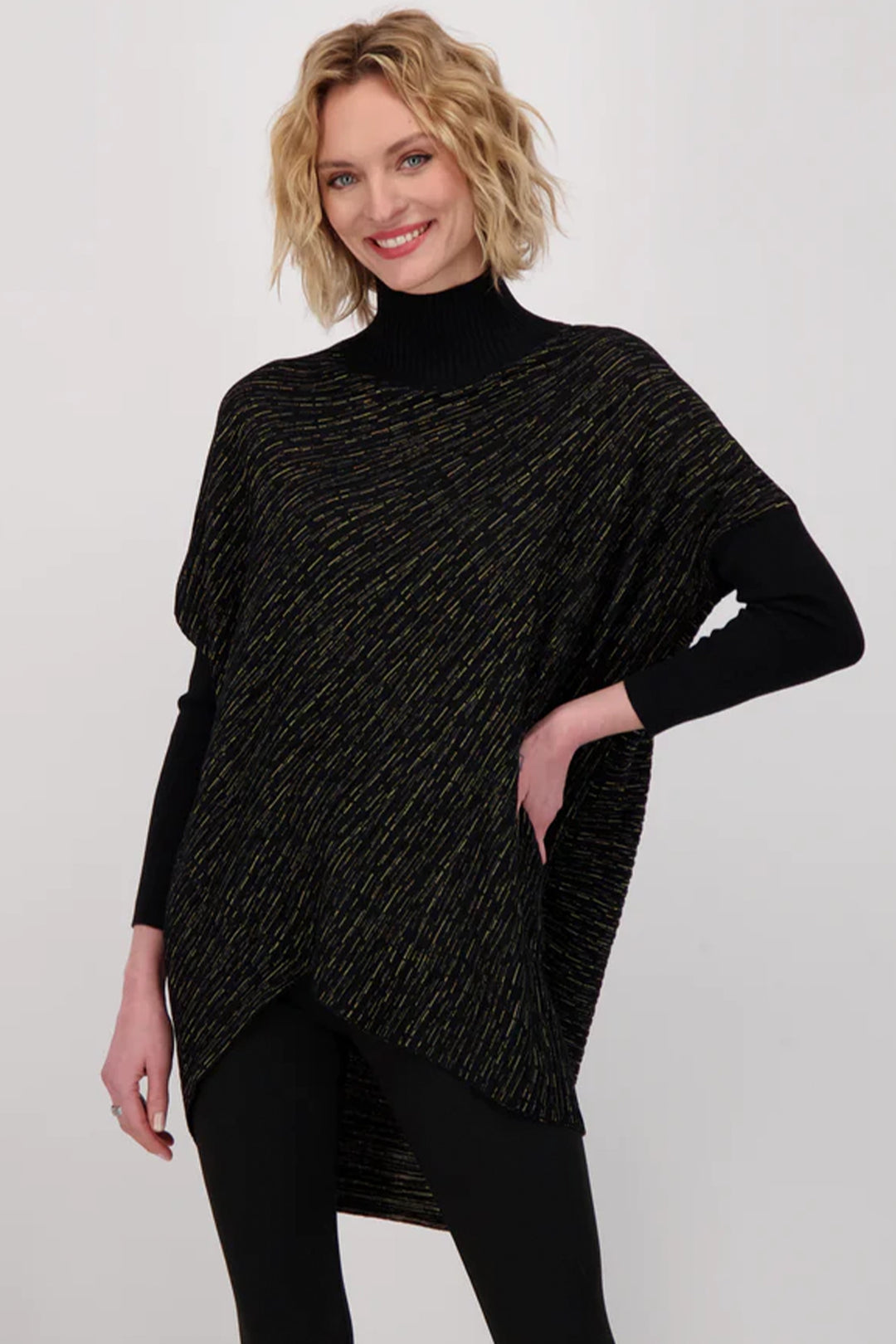 With a relaxed fit, you can keep it casual or dress it up for any occasion. Step out of your comfort zone and take your outfit to the next level with this perfect fall knit top!
