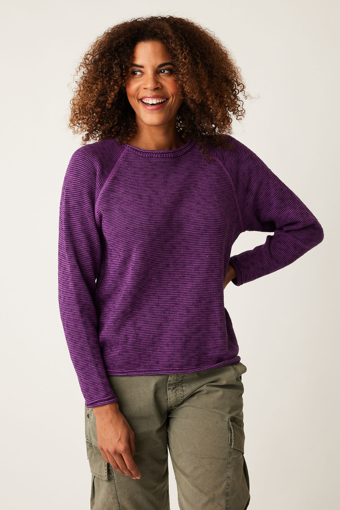 Cotton Country Fall 2024 Its textured design and full length raglan sleeves add a unique touch, while the crew neck design, folded cuffs, hem and neckline provide a flattering fit.