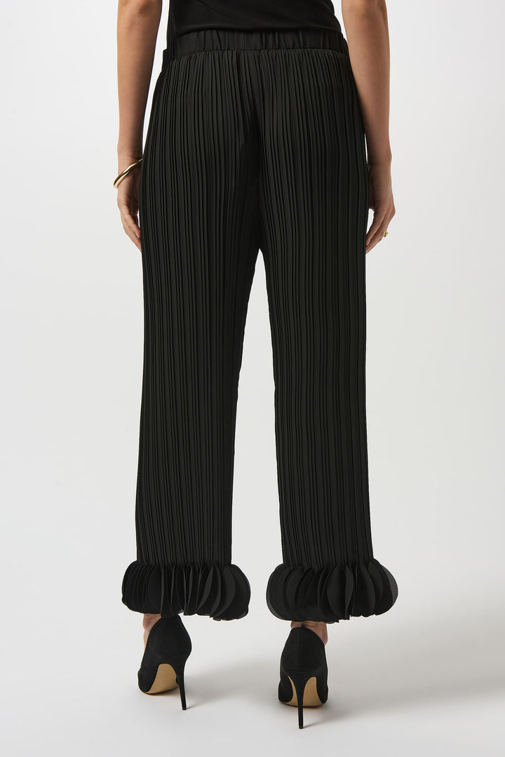 BLACK PLEATED PANT WITH CIRCLE HEM