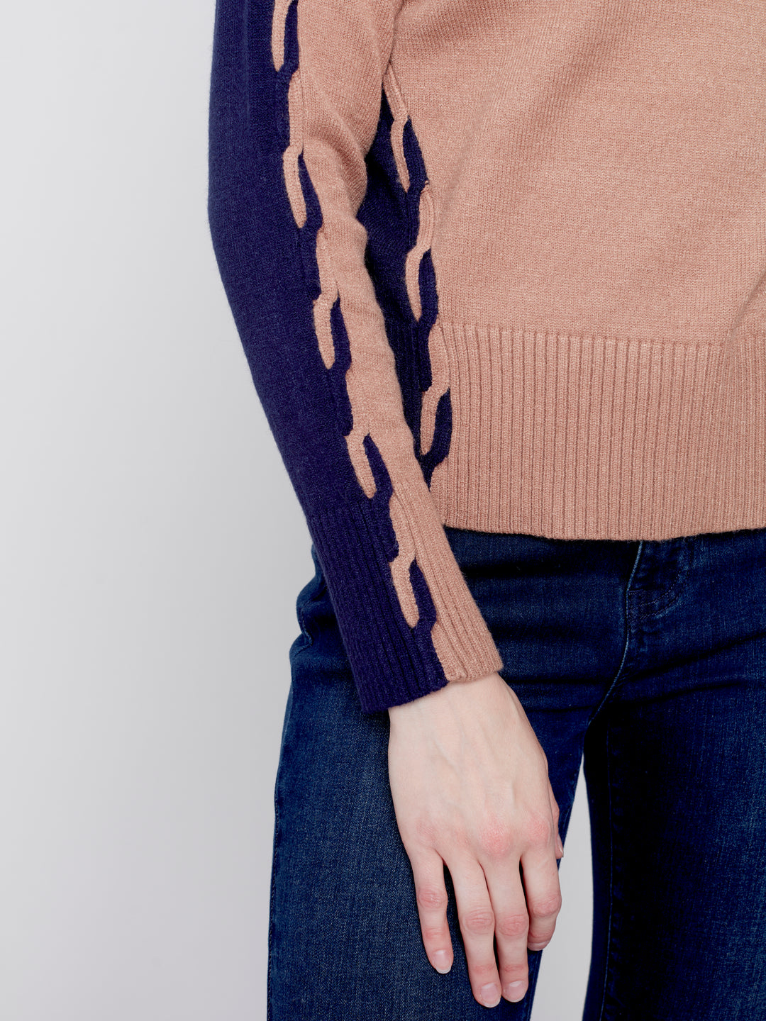 COLOURBLOCK TOP WITH CABLE DETAIL