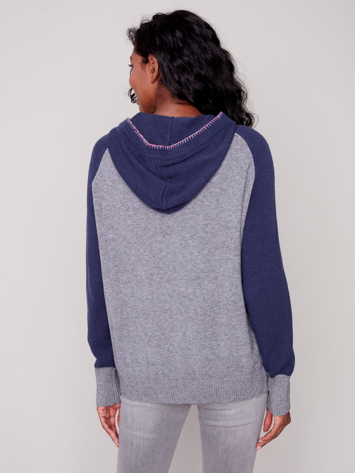 HOODIE TOP WITH BLANKET STITCH