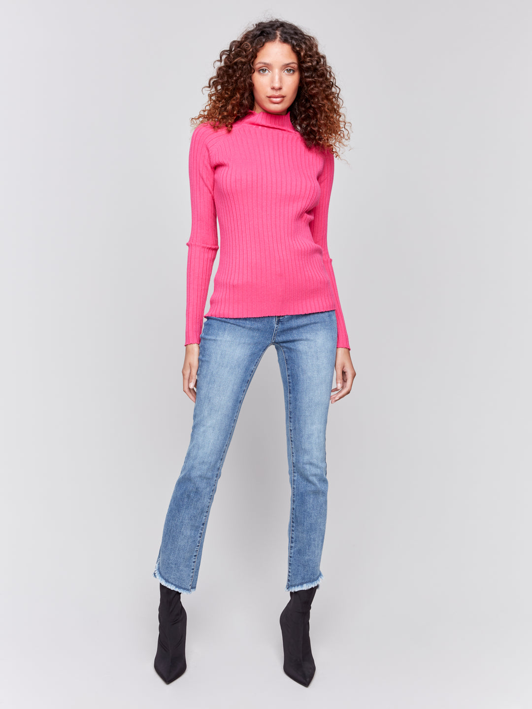 RIBBED MOCK NECK TOP