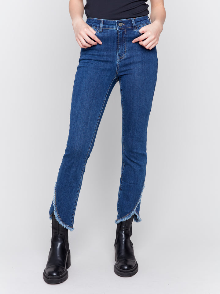 TULIP HEM FRAYED JEAN