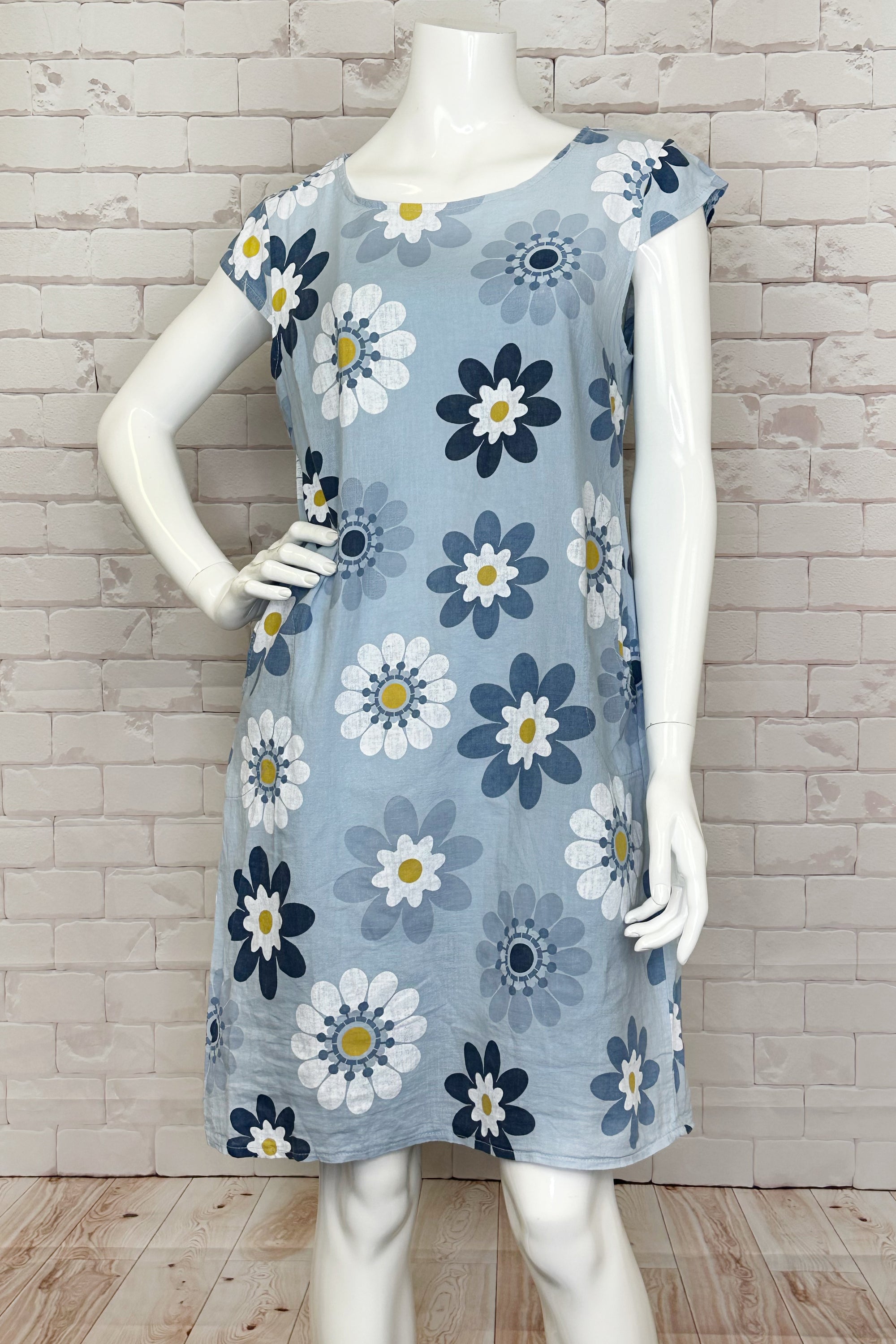 DAISY PRINT DRESS Aldila Boutique