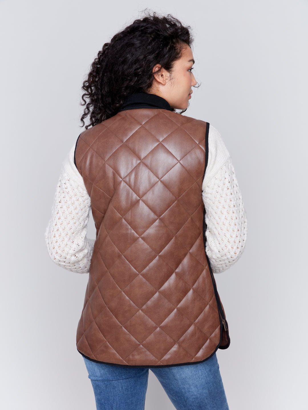 QUILTED PLEATHER VEST