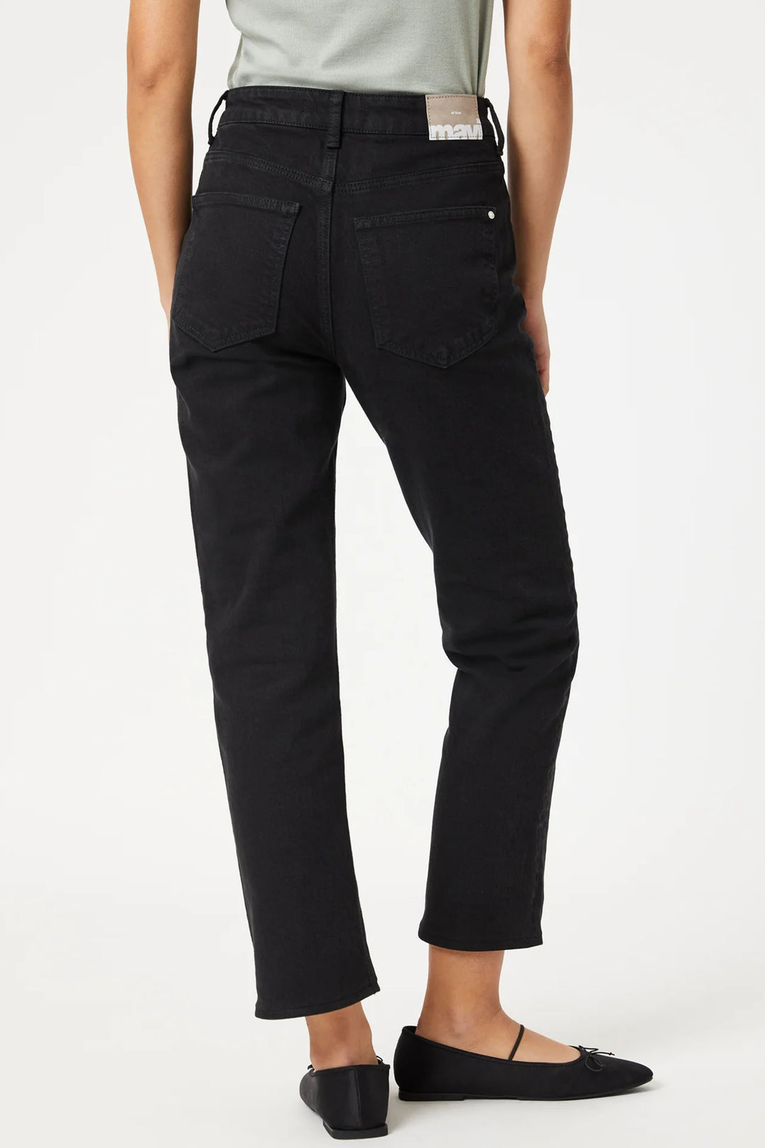 NEW YORK STRAIGHT LEG JEAN