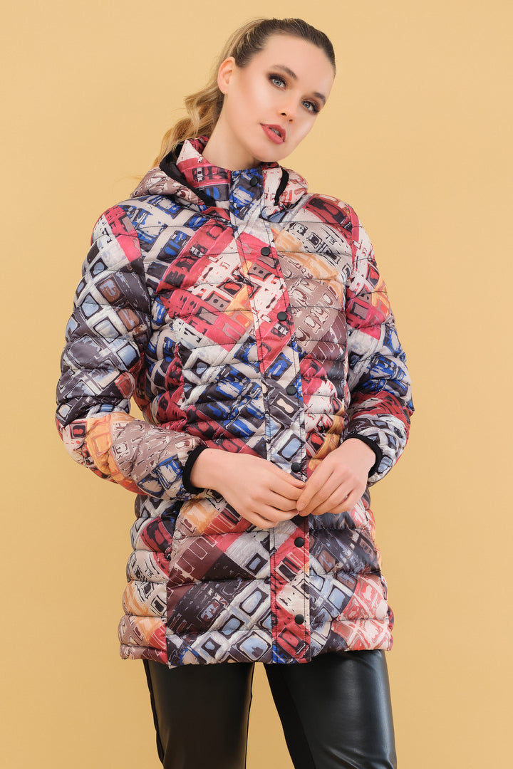 Its all-over print design and lightly padded fabric keep you fashionable and insulated on chilly fall and winter days. Enjoy full length sleeves and side zipper pockets for extra comfort and convenience.