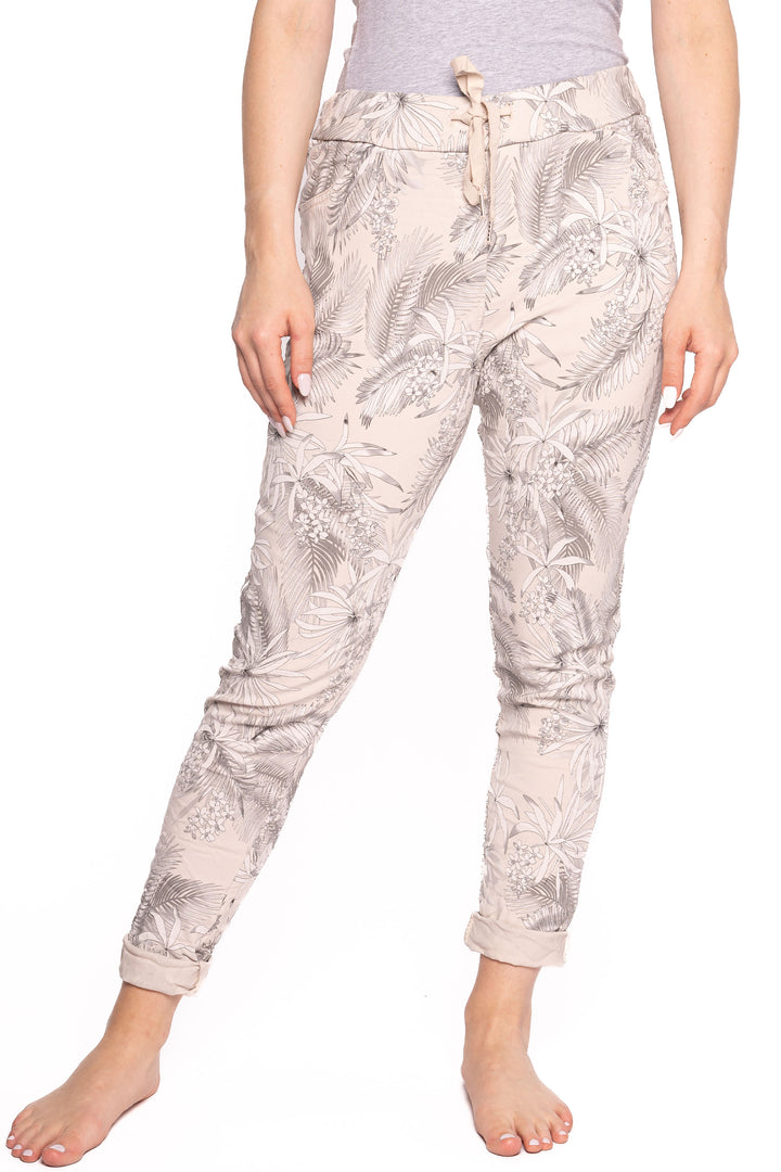 Etern Spring 2023 women's casual cropped crinkle fabric jogger pants - sand front